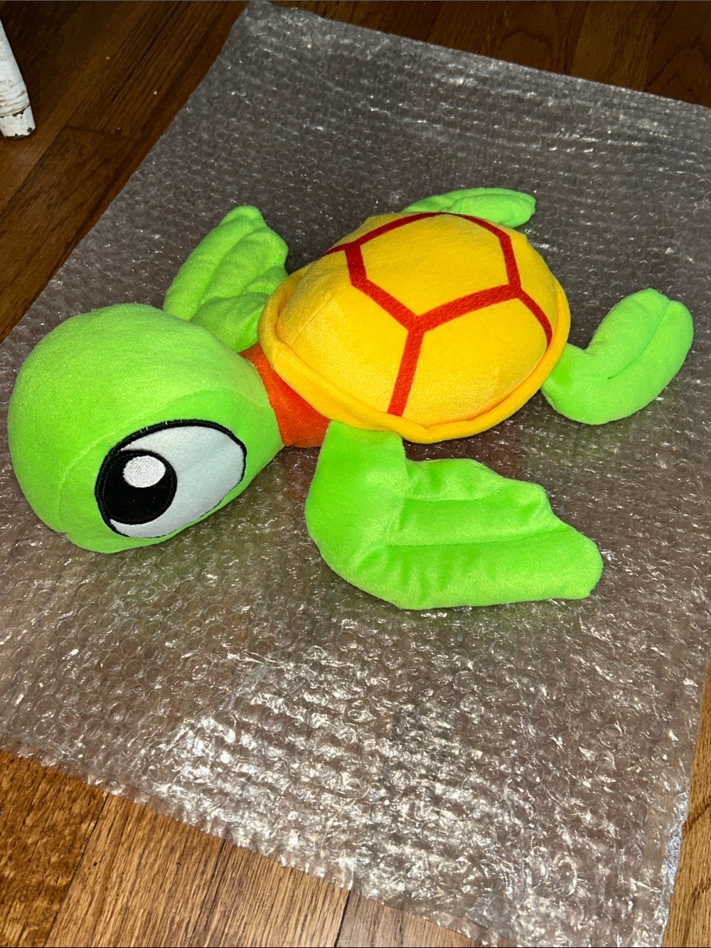 Fiesta Brody 14" Sea Turtle Mint Condition